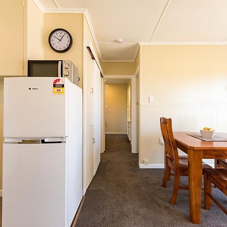 Waitangi Beach Bach 30B Buitenkant foto