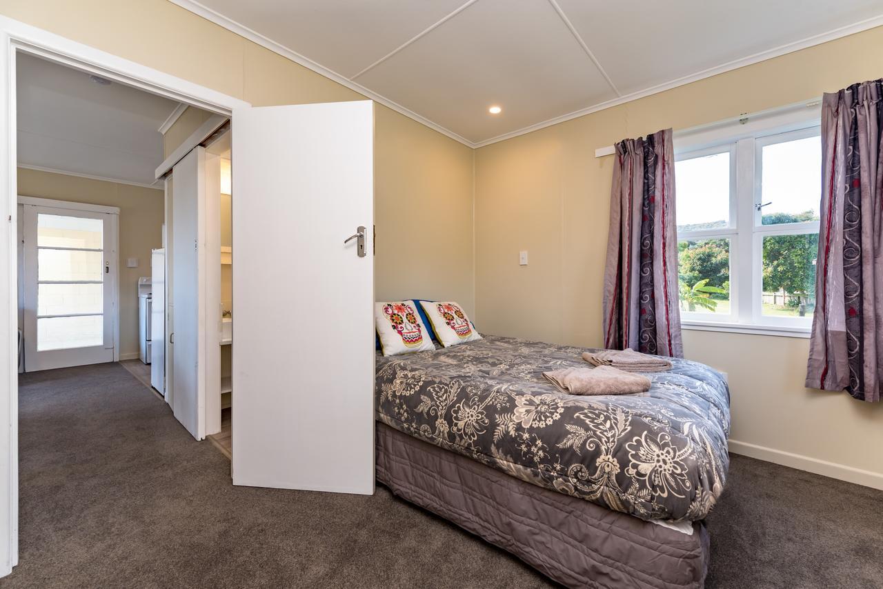 Waitangi Beach Bach 30B Buitenkant foto