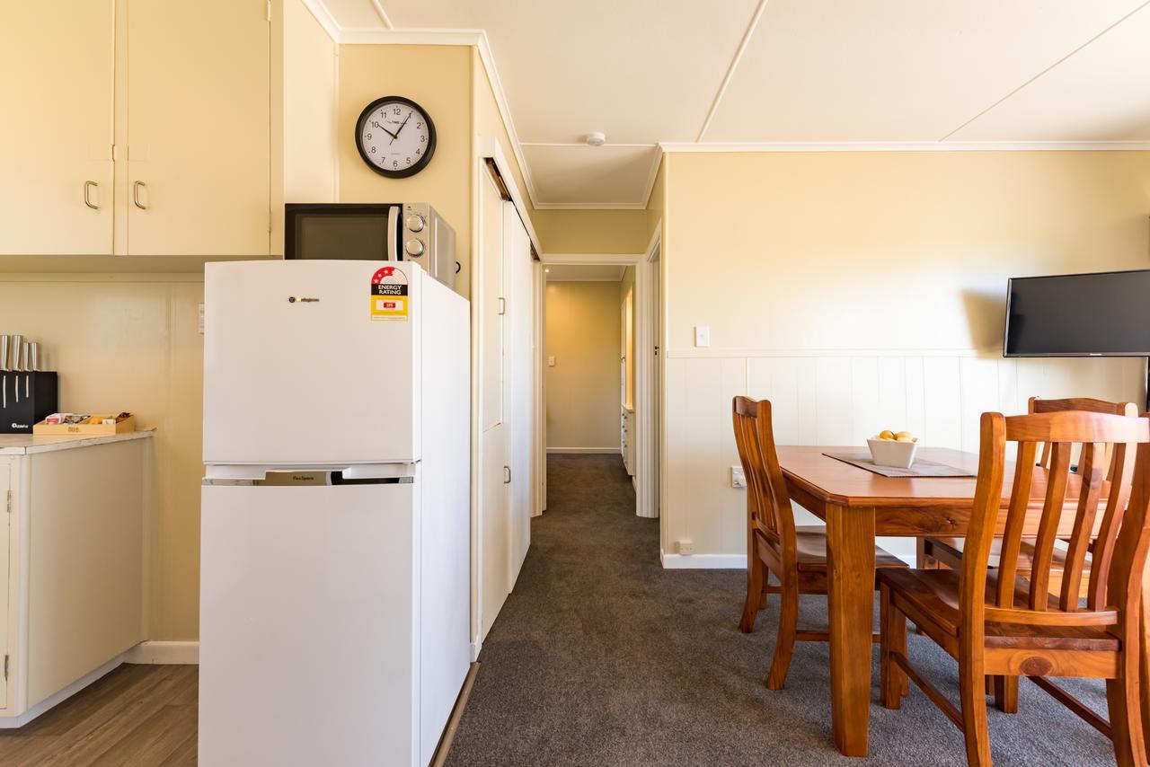 Waitangi Beach Bach 30B Buitenkant foto