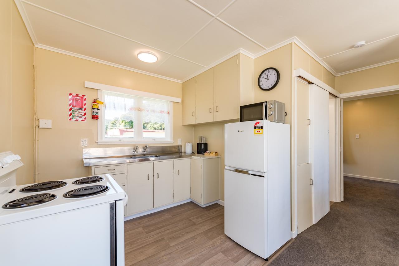 Waitangi Beach Bach 30B Buitenkant foto