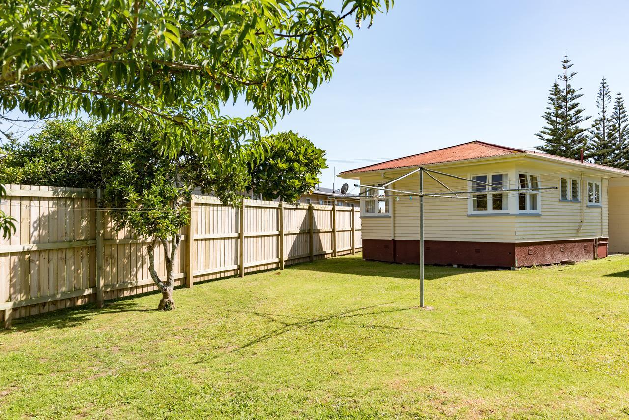 Waitangi Beach Bach 30B Buitenkant foto