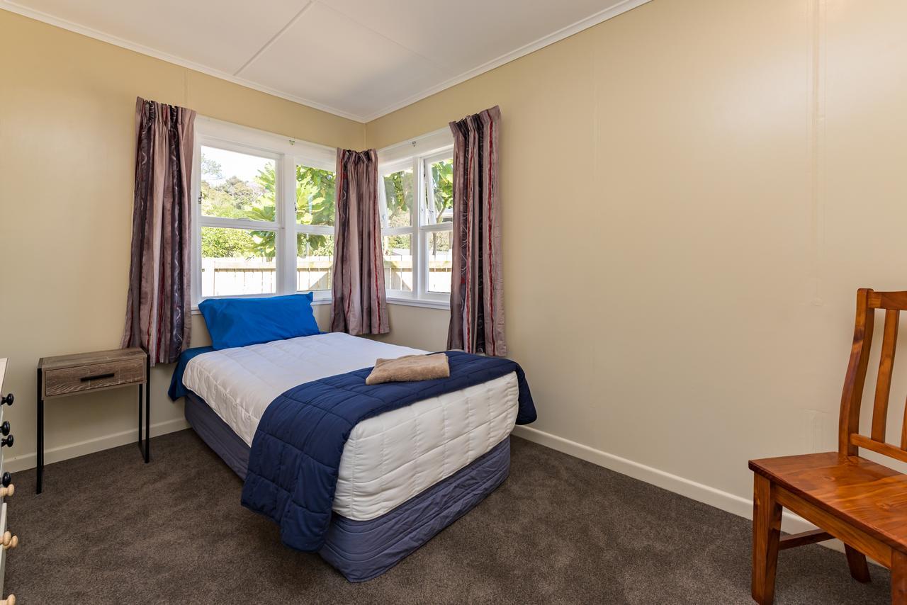 Waitangi Beach Bach 30B Buitenkant foto