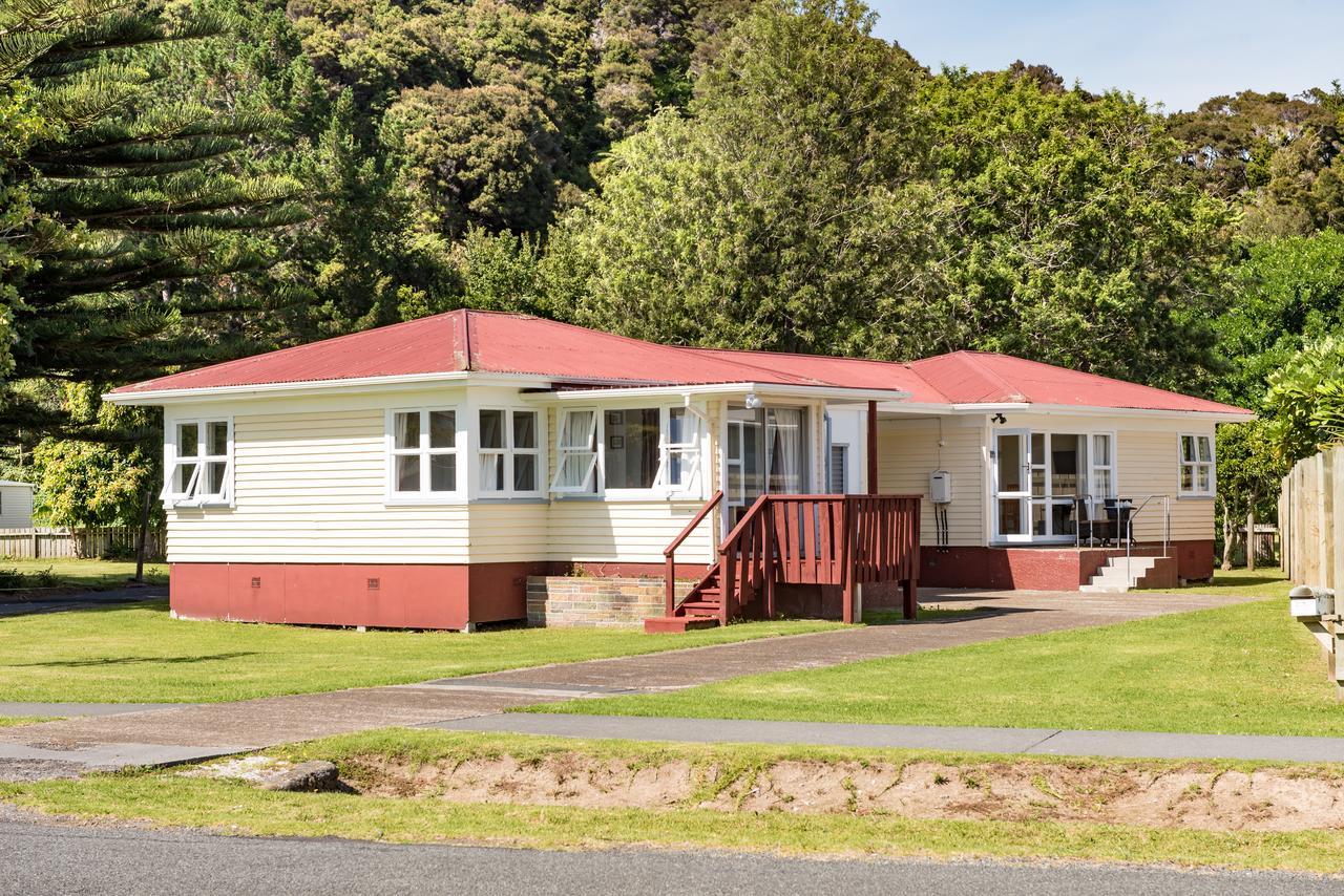 Waitangi Beach Bach 30B Buitenkant foto